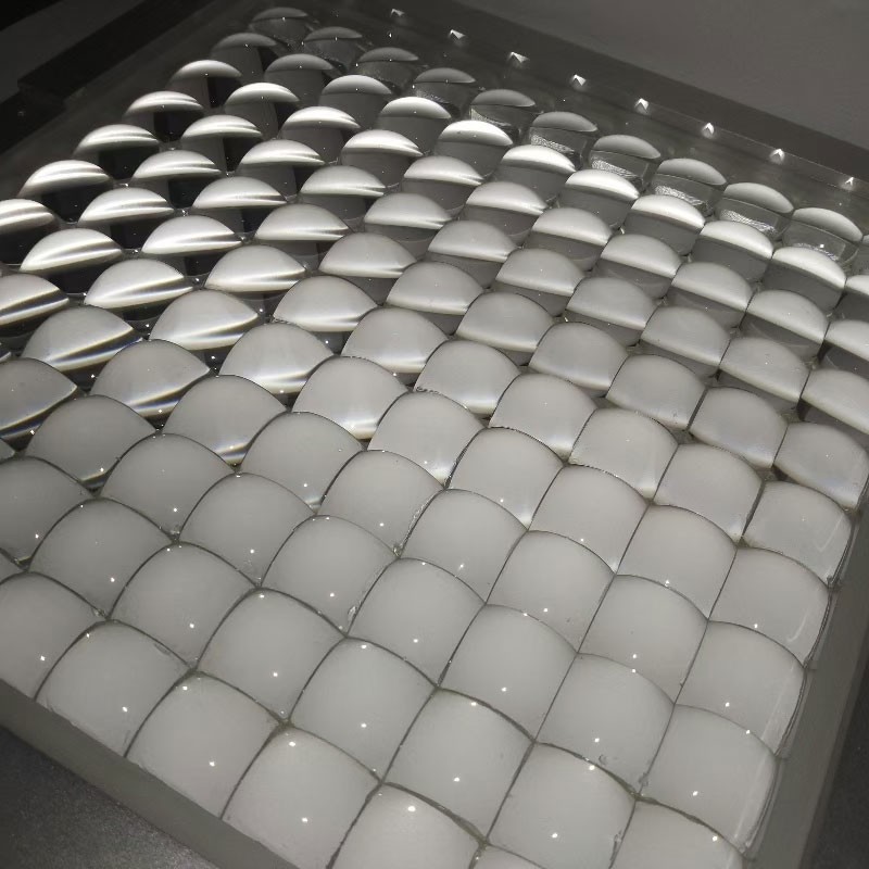 熔石英阵列透镜加工方式对比分析